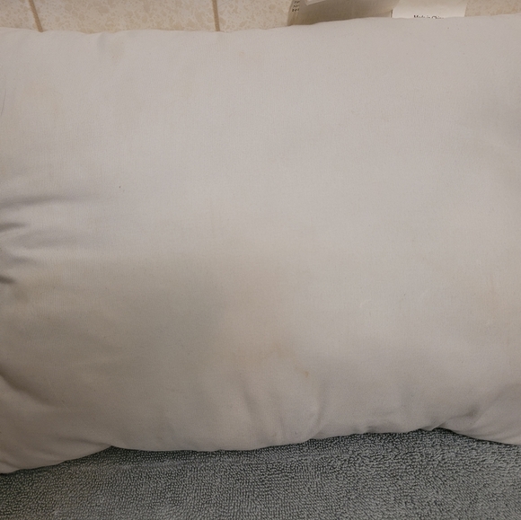 Decorative pillow - Picture 3 of 3